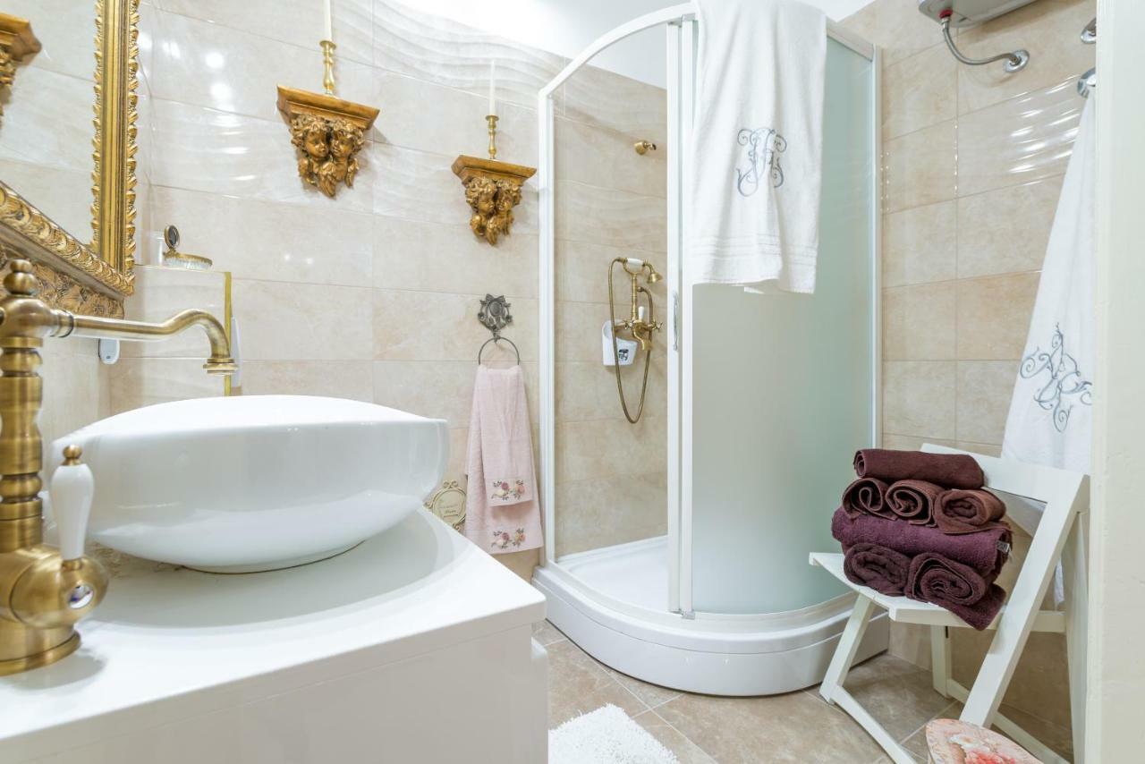 Elegant & Enchanting - Apartment At Old Town Entrance - Dubrovnik Exterior photo