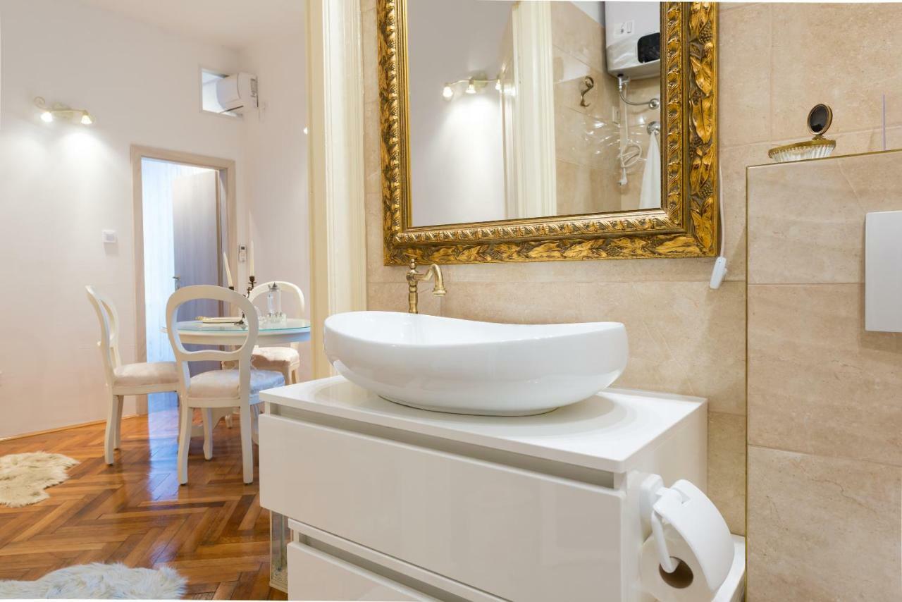 Elegant & Enchanting - Apartment At Old Town Entrance - Dubrovnik Exterior photo